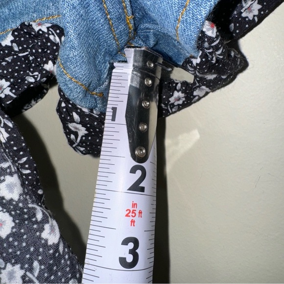 Women’s Vintage 90’s High Waisted Daisy Duke Denim Shorts Floral Detail Size 5/6 - Picture 16 of 16